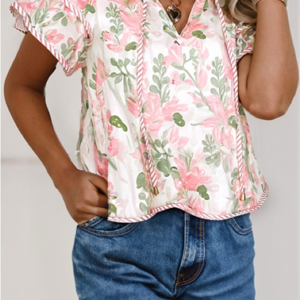 White and Cream Ruffled Short Sleeve Blouse
